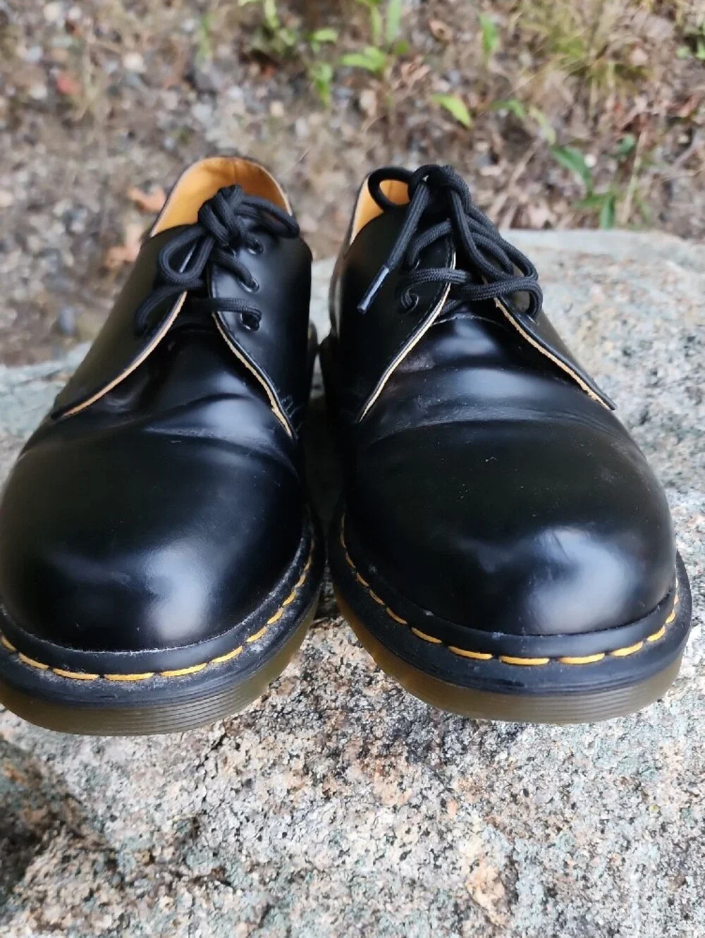 Dr. Martens classic black